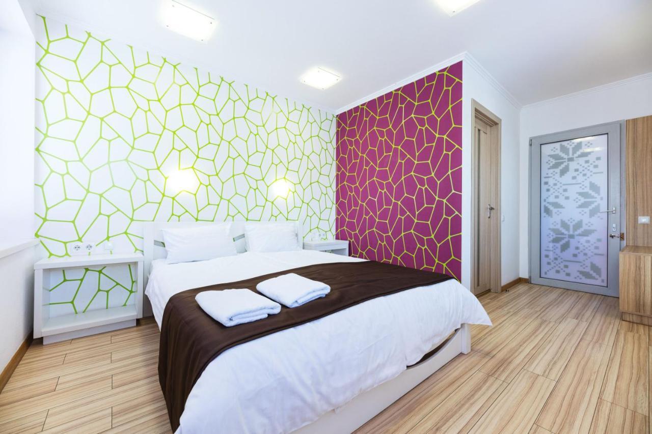 Guest House "Golden Gate 911 " Kiev Luaran gambar